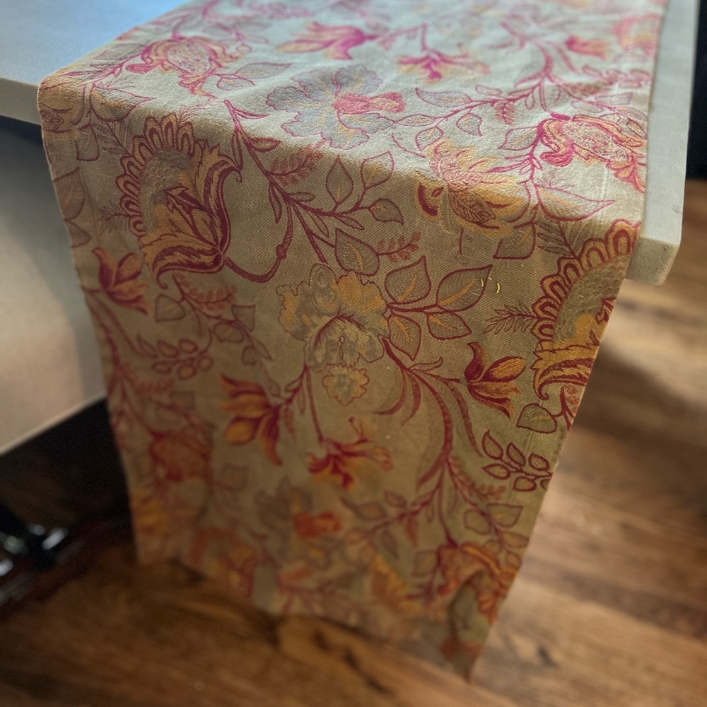 Pottery Barn "Floral Tapestry" 70 X 18 Table Runner (Retired)
